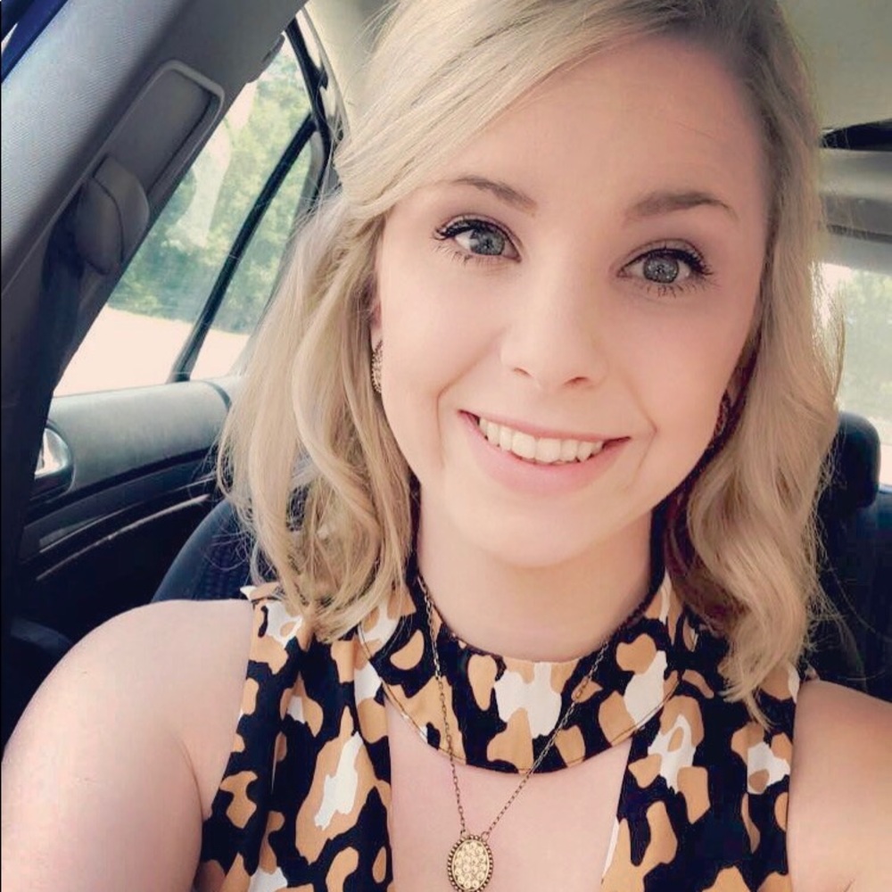 Meet your Posher, Jessica